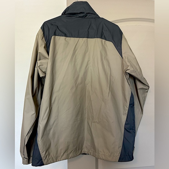 Columbia - Windbreaker [M] - Picture 2 of 6